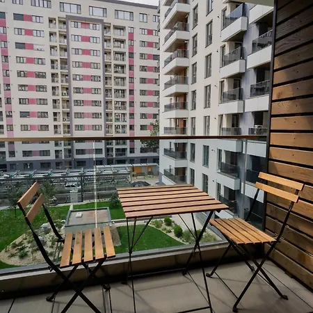 Politehnica Park With Scenic Views Apartment *
