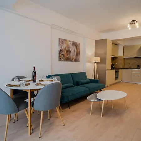 Apartment Politehnica Park With Scenic Views Bucharest