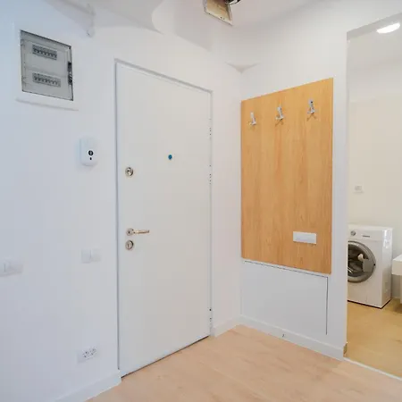 Politehnica Park With Scenic Views Apartment